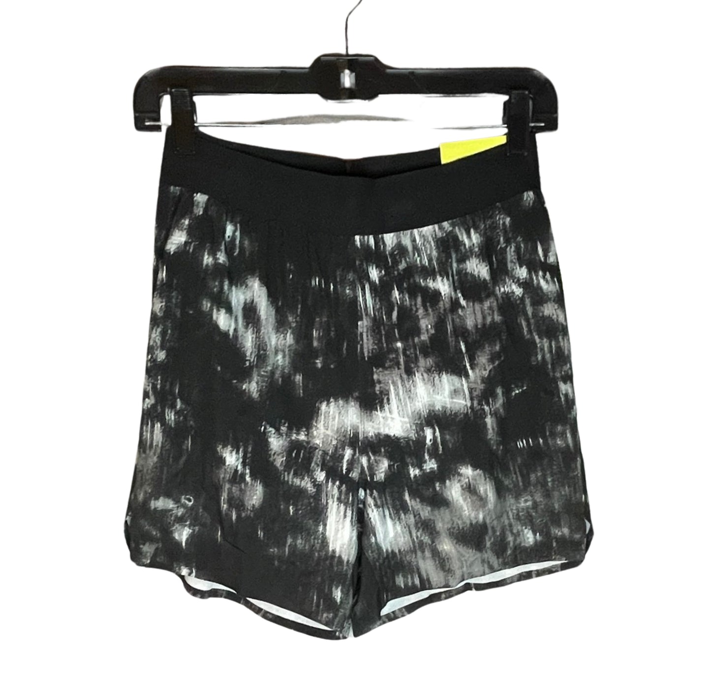 ALL IN MOTION - Men’s lined run shorts.