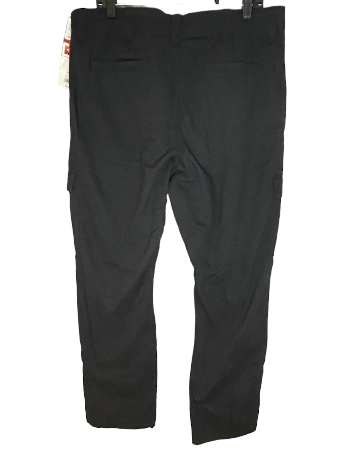 WRANGLER - Men’s relaxed for cargo pants.