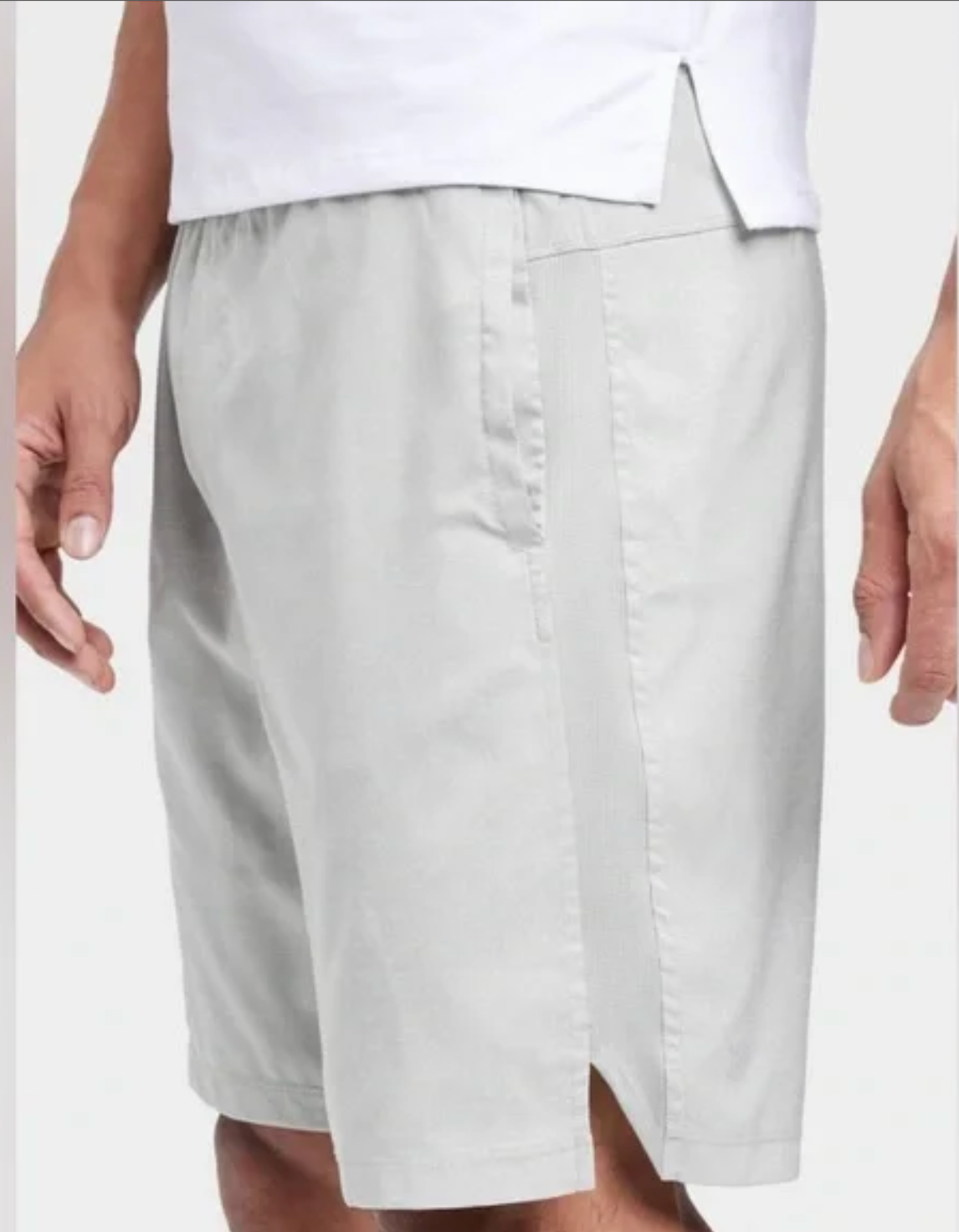 ALL IN MOTION - Men’s 9” run shorts.