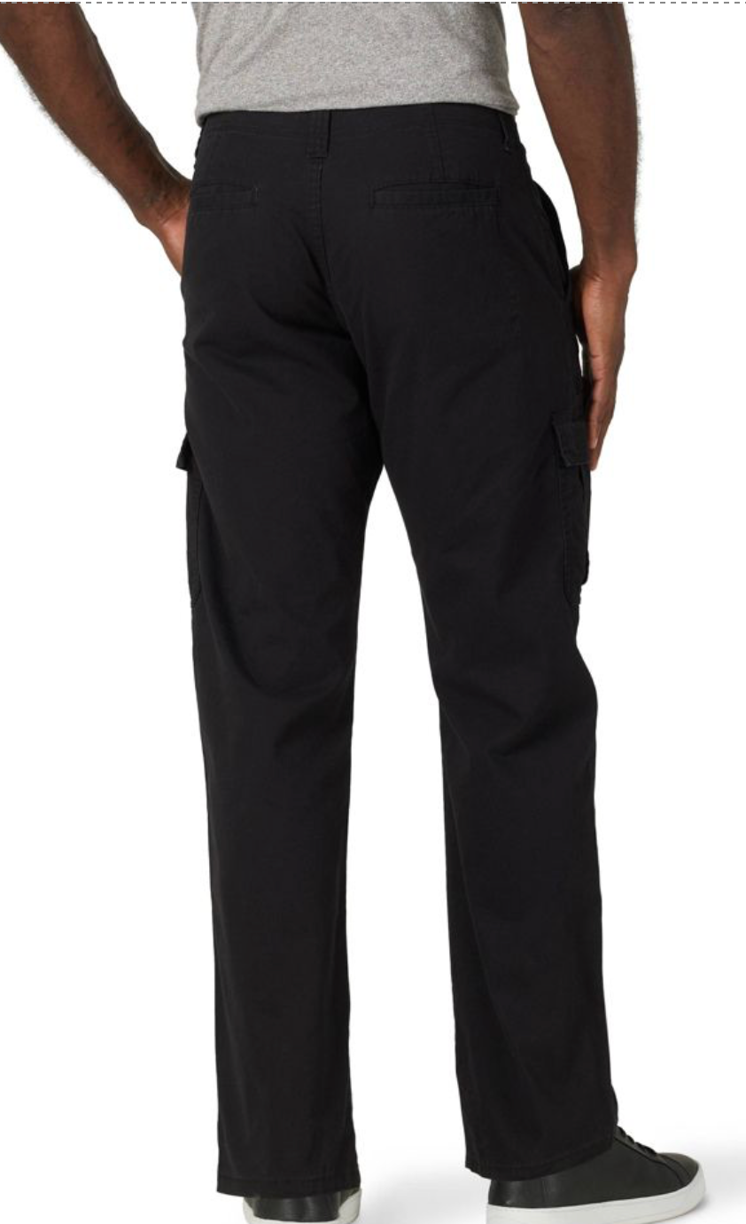 WRANGLER - Men’s relaxed for cargo pants.