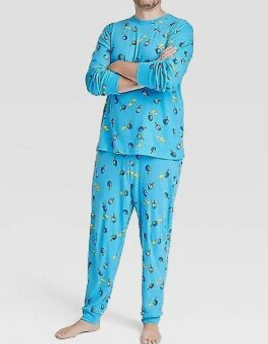 WONDERSHOP - Men’s Hanukkah pajama set.